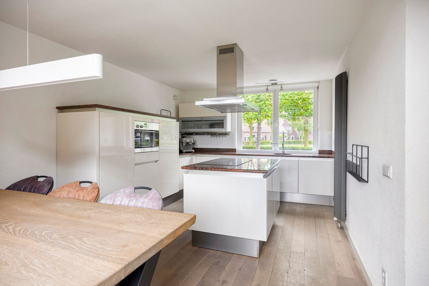 Twee-onder-één-kap te koop: Boomsehoeve 1, Helmond