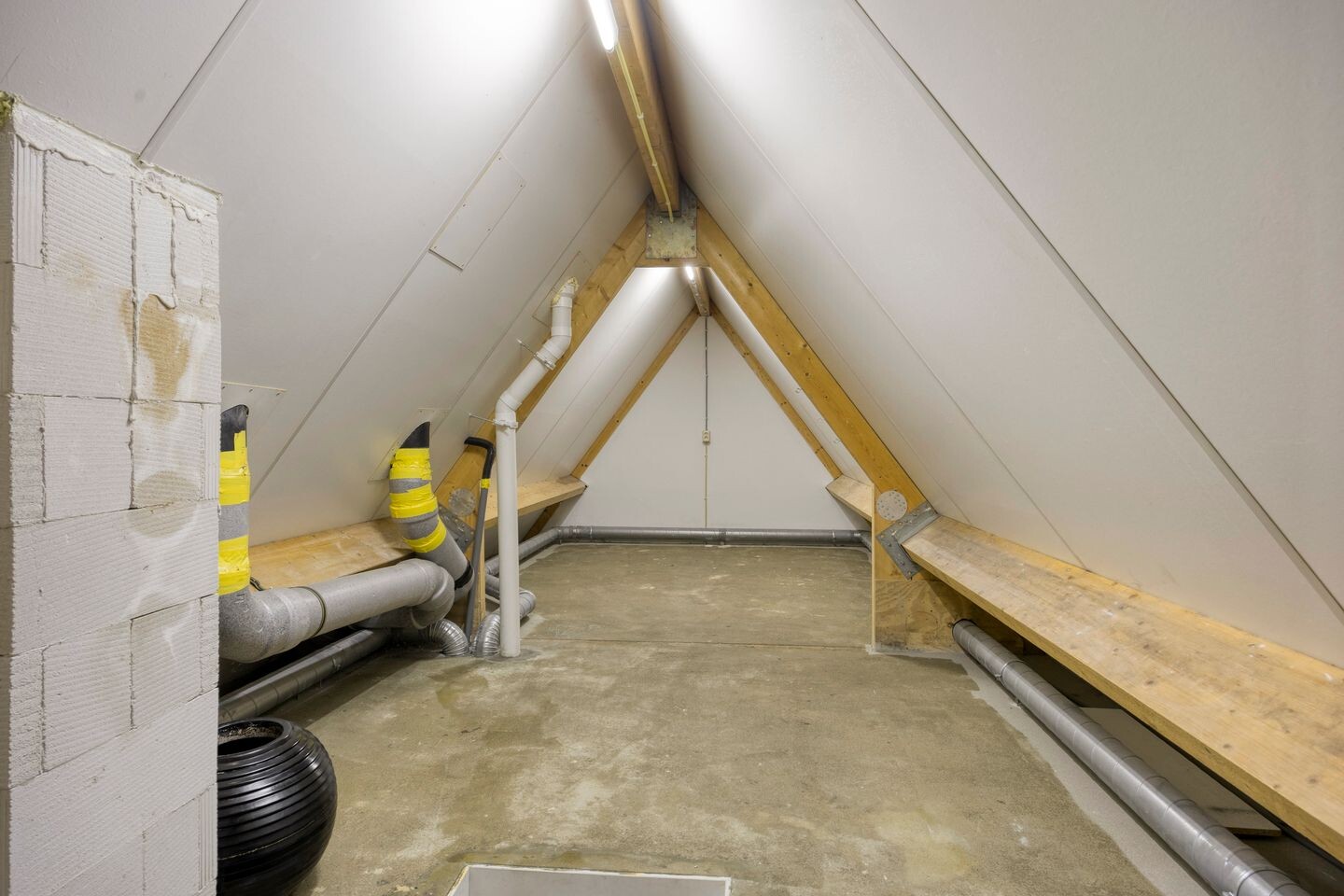 Twee-onder-één-kap te koop: Boomsehoeve 1, Helmond