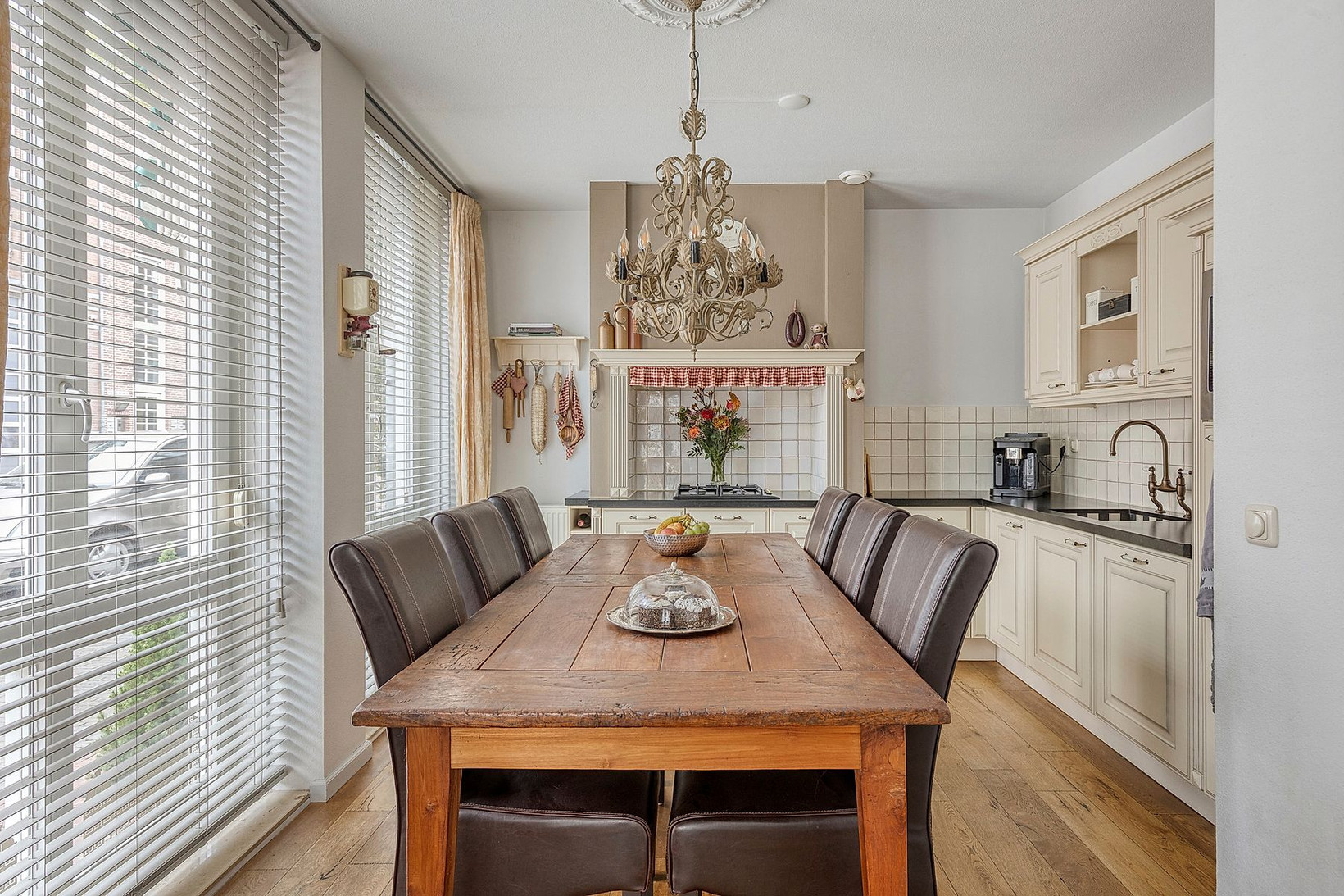 Tussenwoning te koop: Herselsestraat 25, Helmond