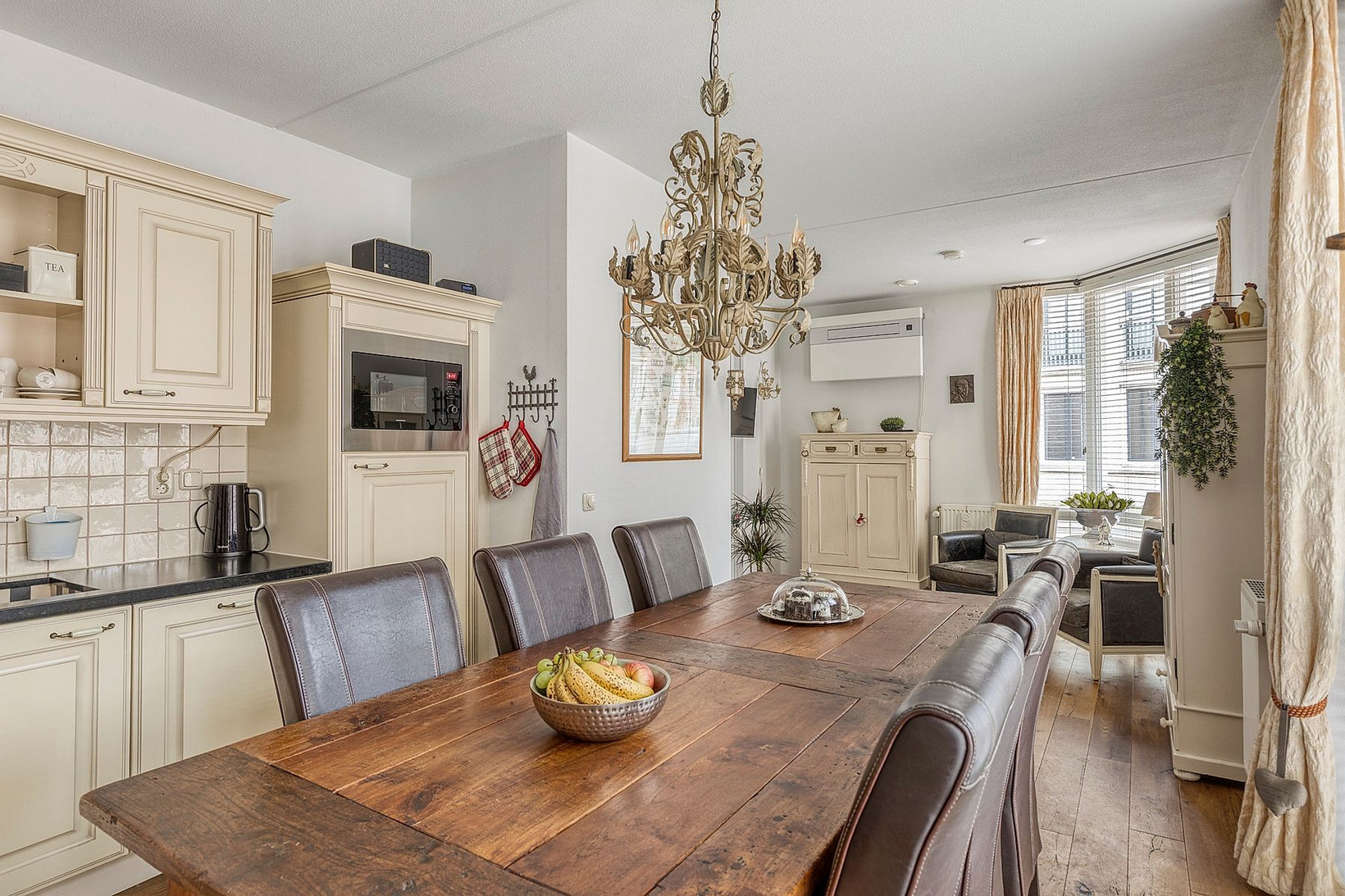 Tussenwoning te koop: Herselsestraat 25, Helmond