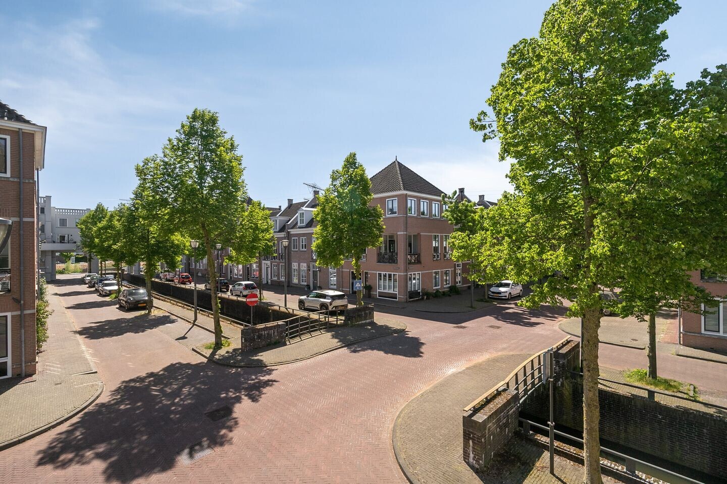 Tussenwoning te koop: Herenlaan 50, Helmond