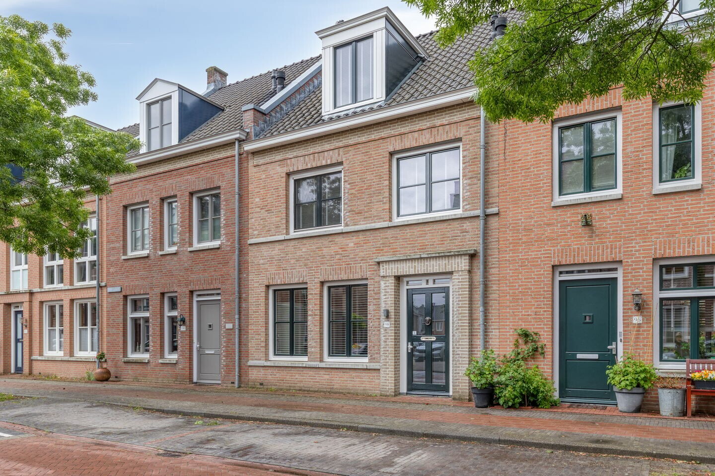 Tussenwoning te koop: Statenlaan 98, Helmond