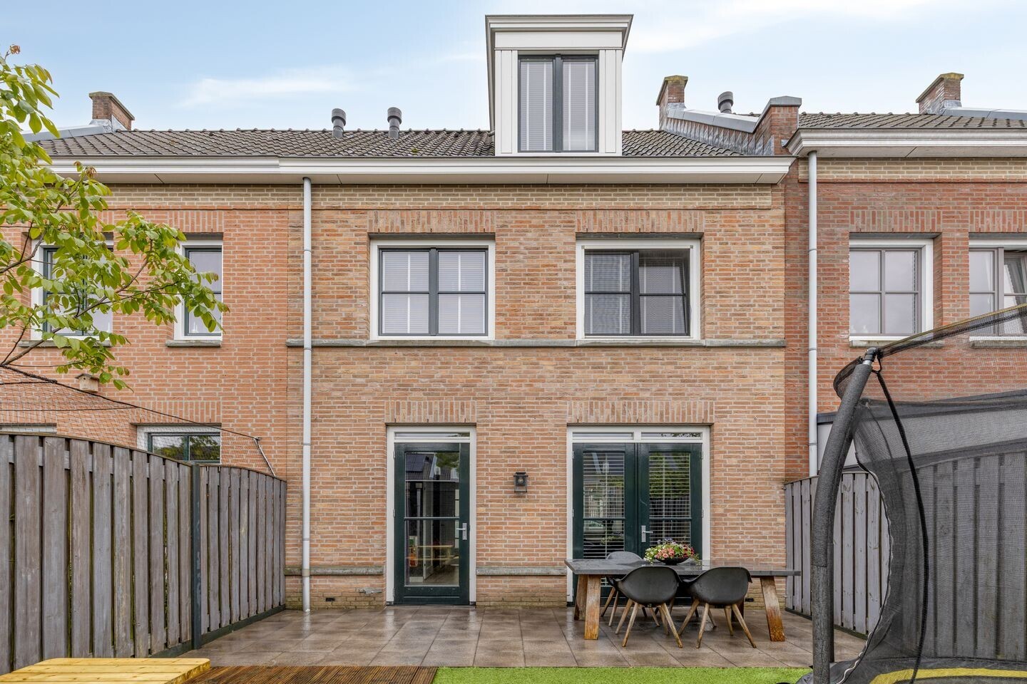 Tussenwoning te koop: Statenlaan 98, Helmond