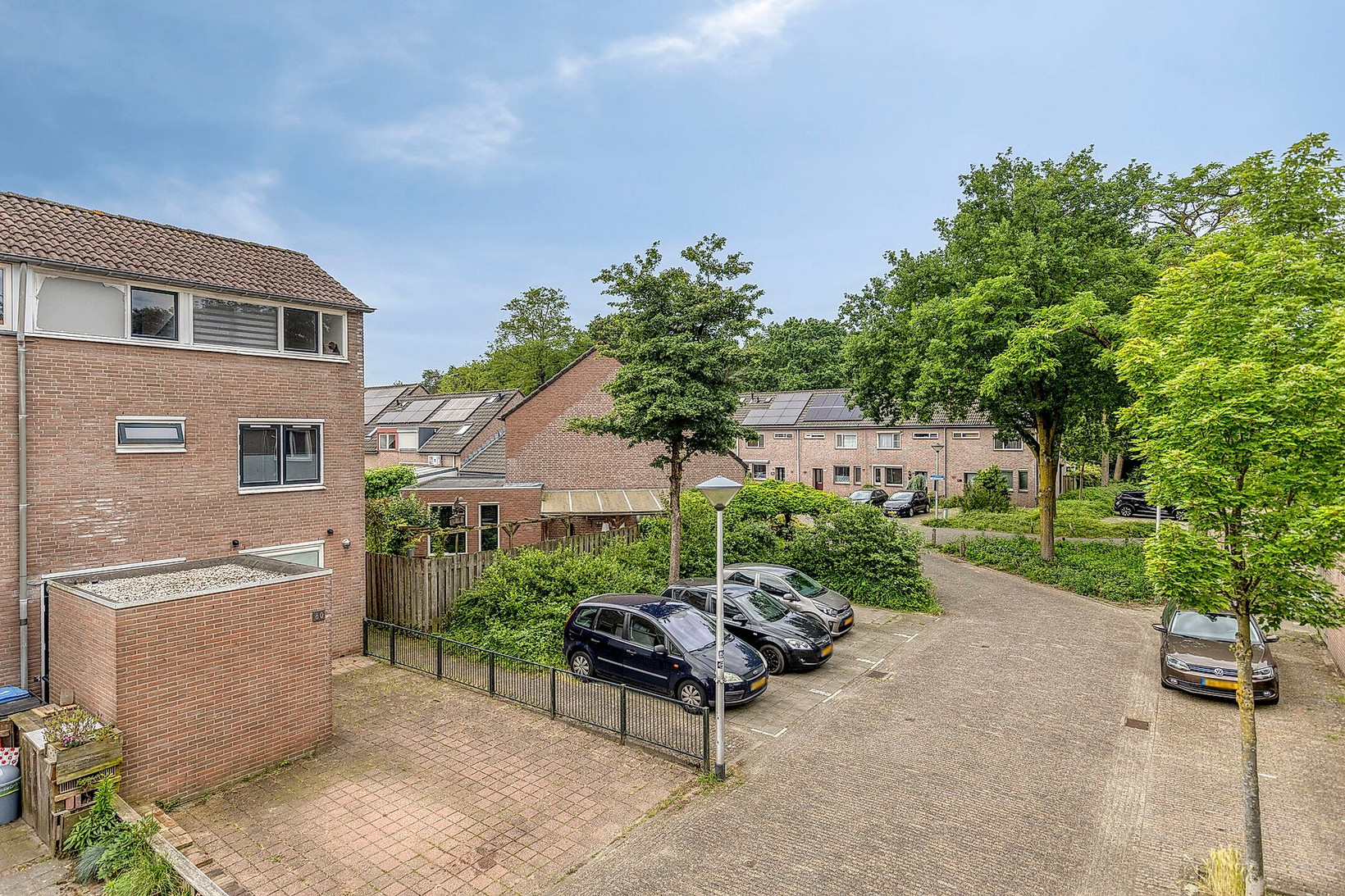 Hoekwoning te koop: Drenthehof 80, Helmond