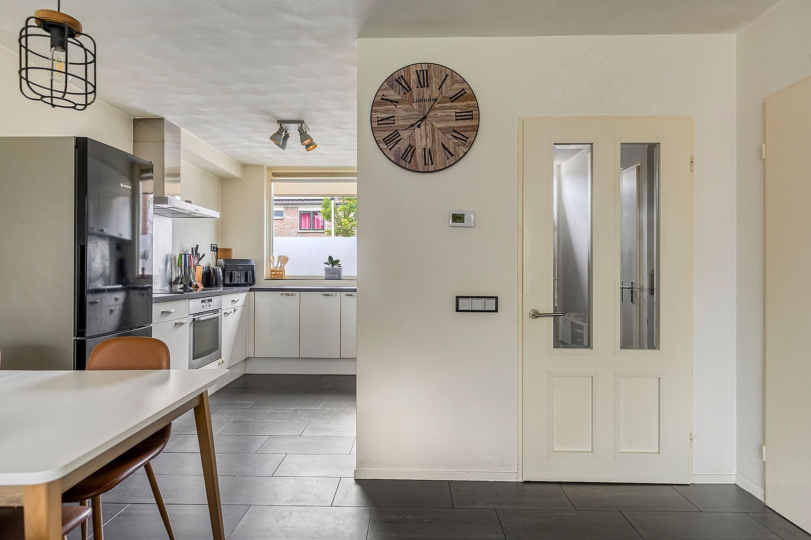 Hoekwoning te koop: Drenthehof 80, Helmond