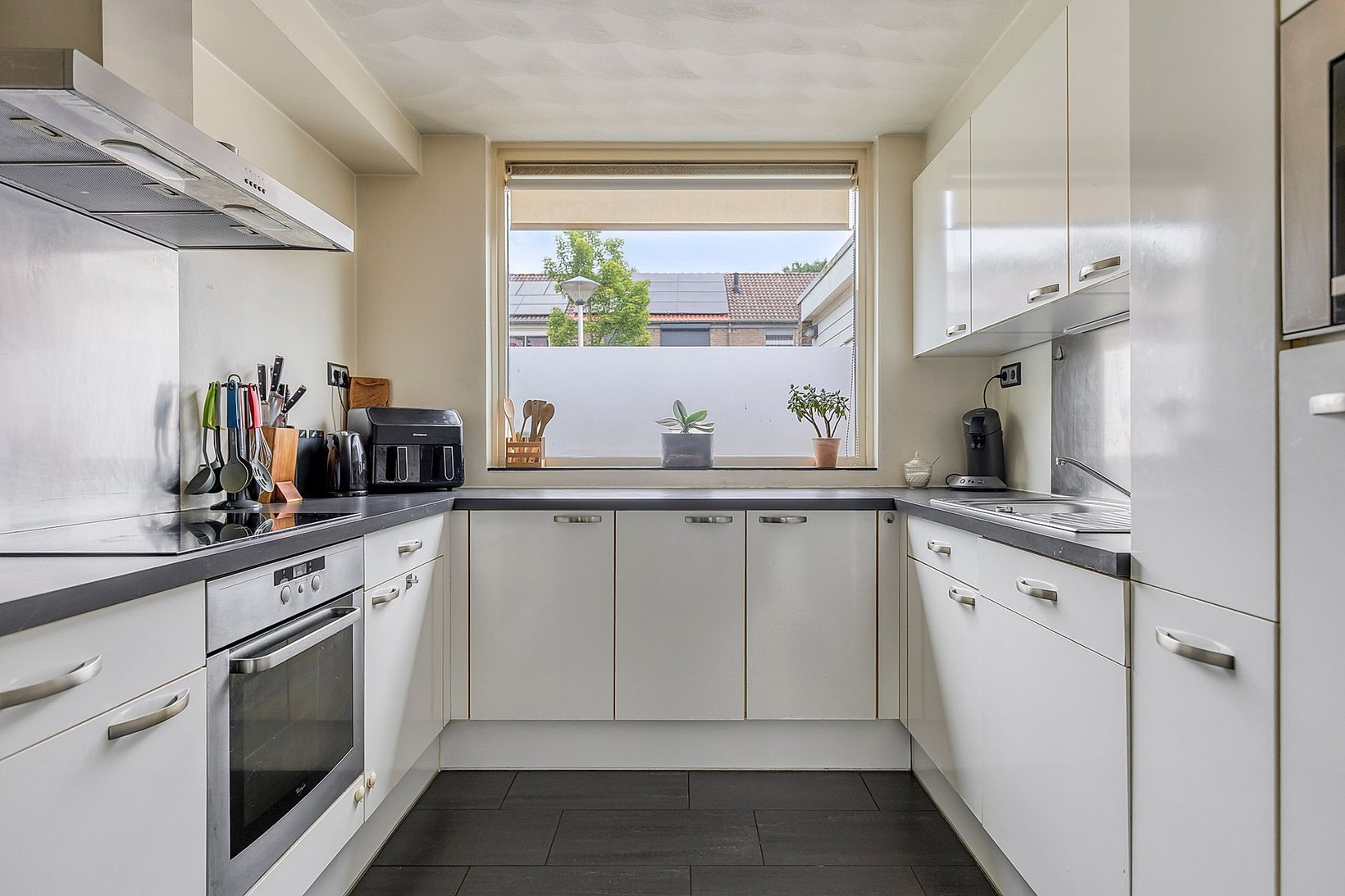 Hoekwoning te koop: Drenthehof 80, Helmond