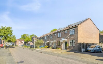 Hollandhof 85