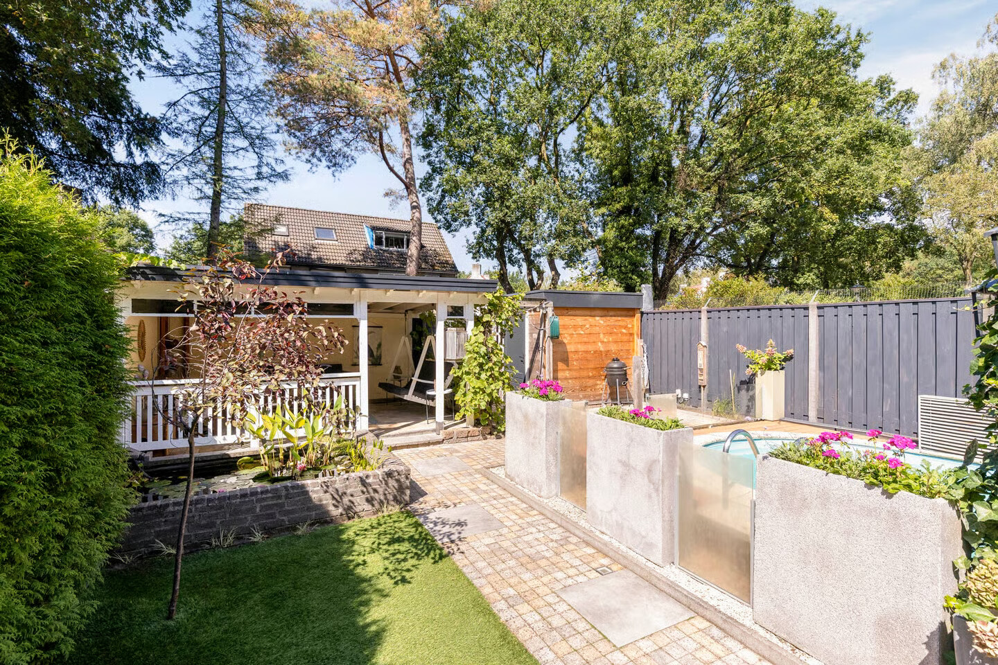 Tussenwoning te koop: Glanzerhof 43, Helmond