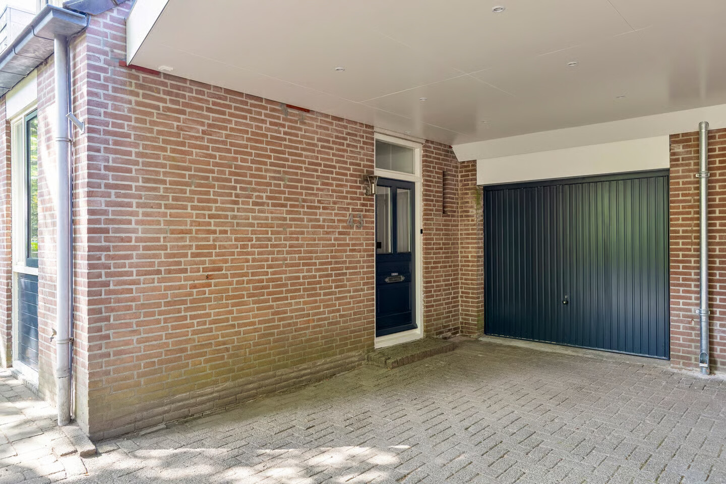 Tussenwoning te koop: Glanzerhof 43, Helmond