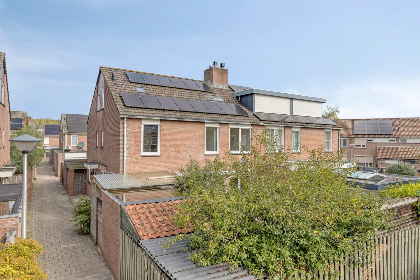 Tussenwoning te koop: Scheerderhof 38, Helmond