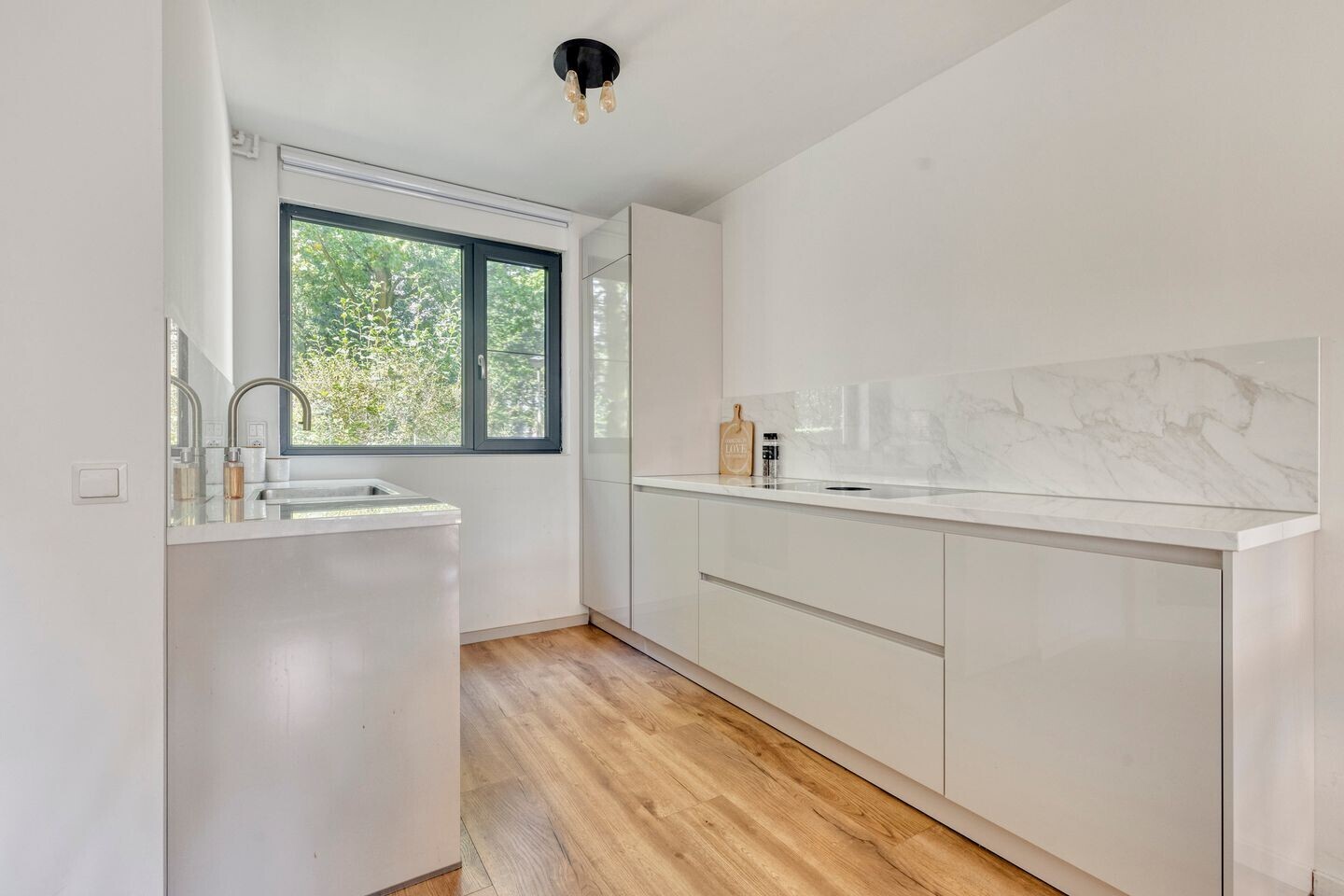 Hoekwoning te koop: Baroniehof 186, Helmond