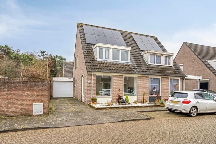 Hoekwoning te koop: Betuwehof 44, Helmond