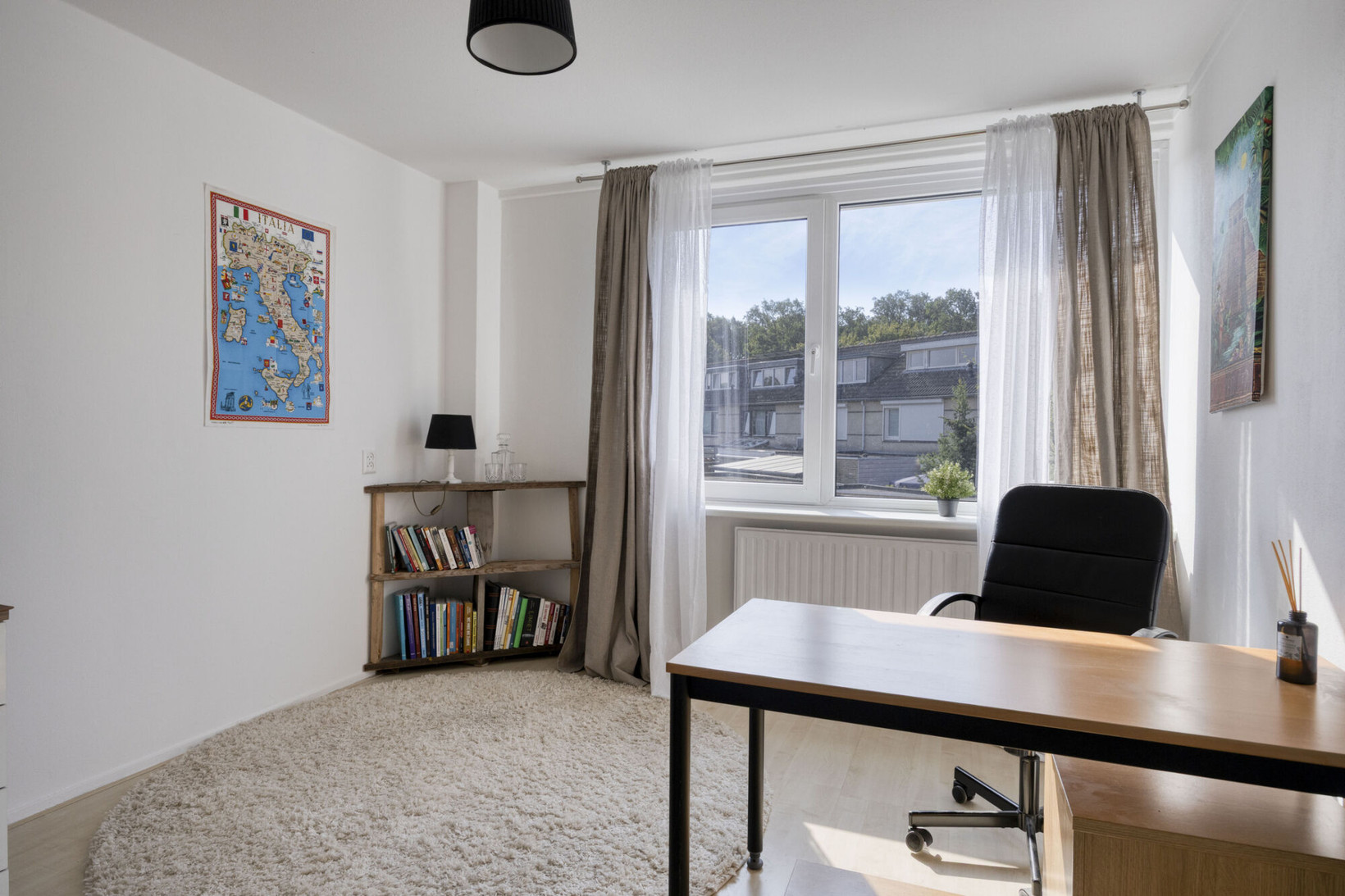 Tussenwoning te koop: Gooisehof 76, Helmond