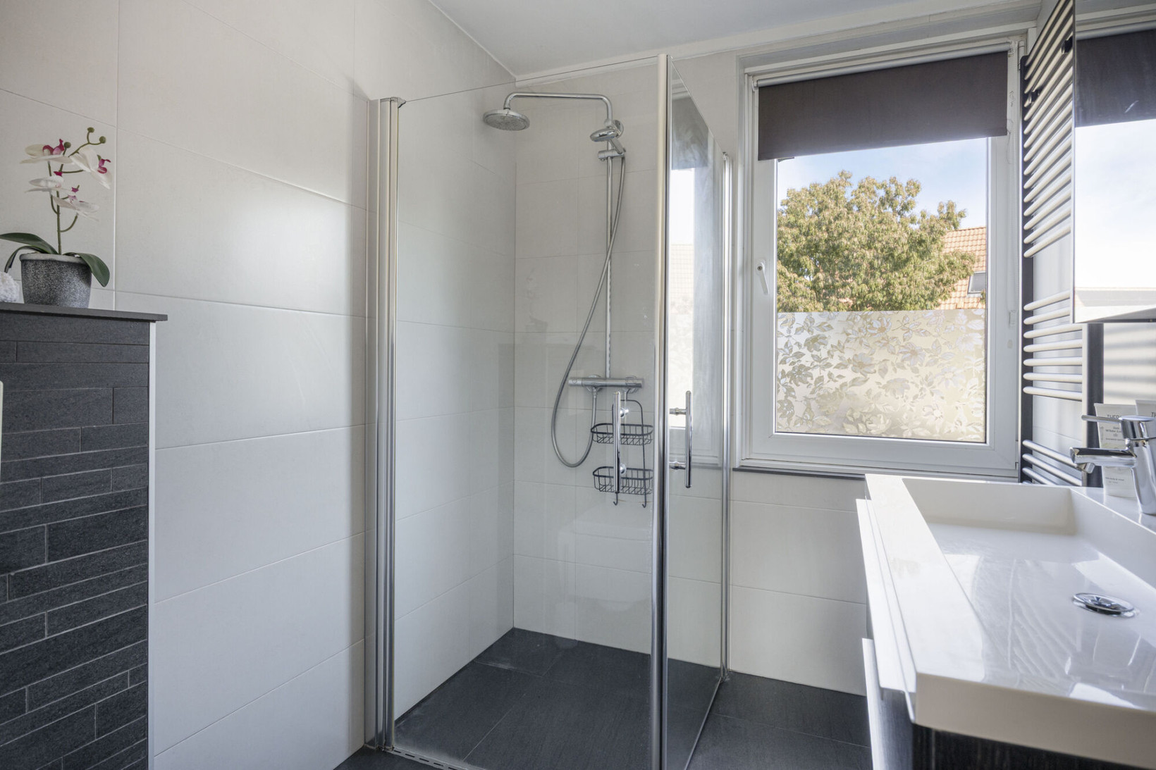 Tussenwoning te koop: Gooisehof 76, Helmond
