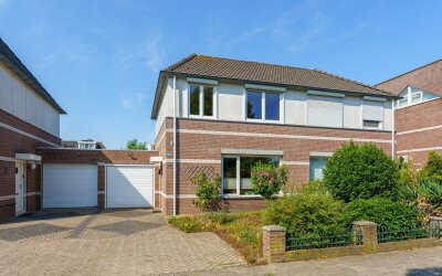 Huis te koop Nemerlaerhof 100