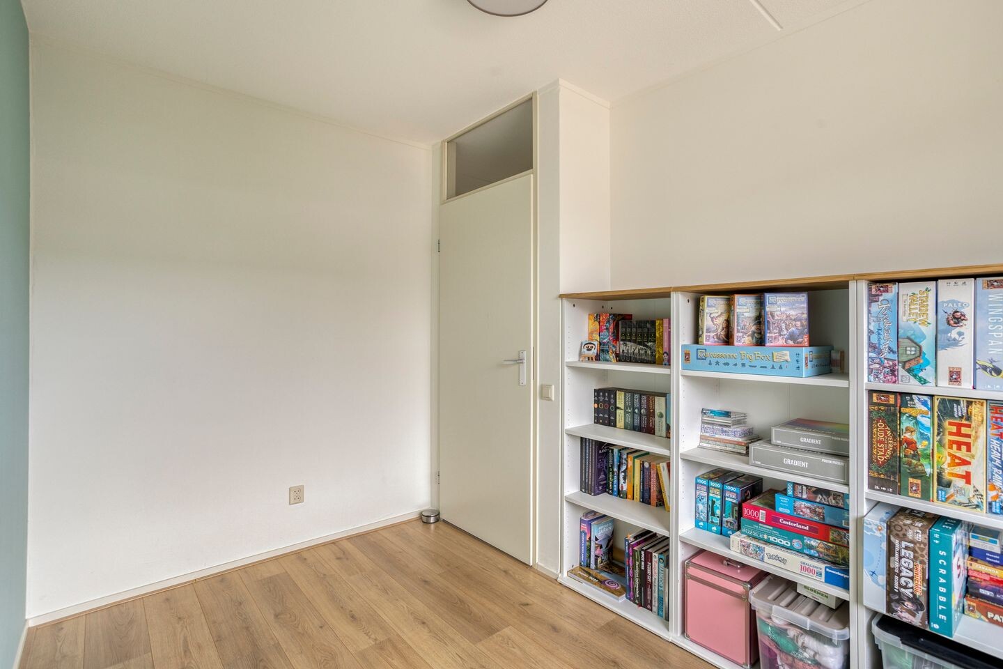 Tussenwoning te koop: Middachtendreef 10, Helmond
