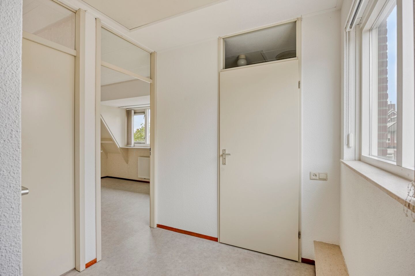 Tussenwoning te koop: Rhulenhofweide 48, Helmond