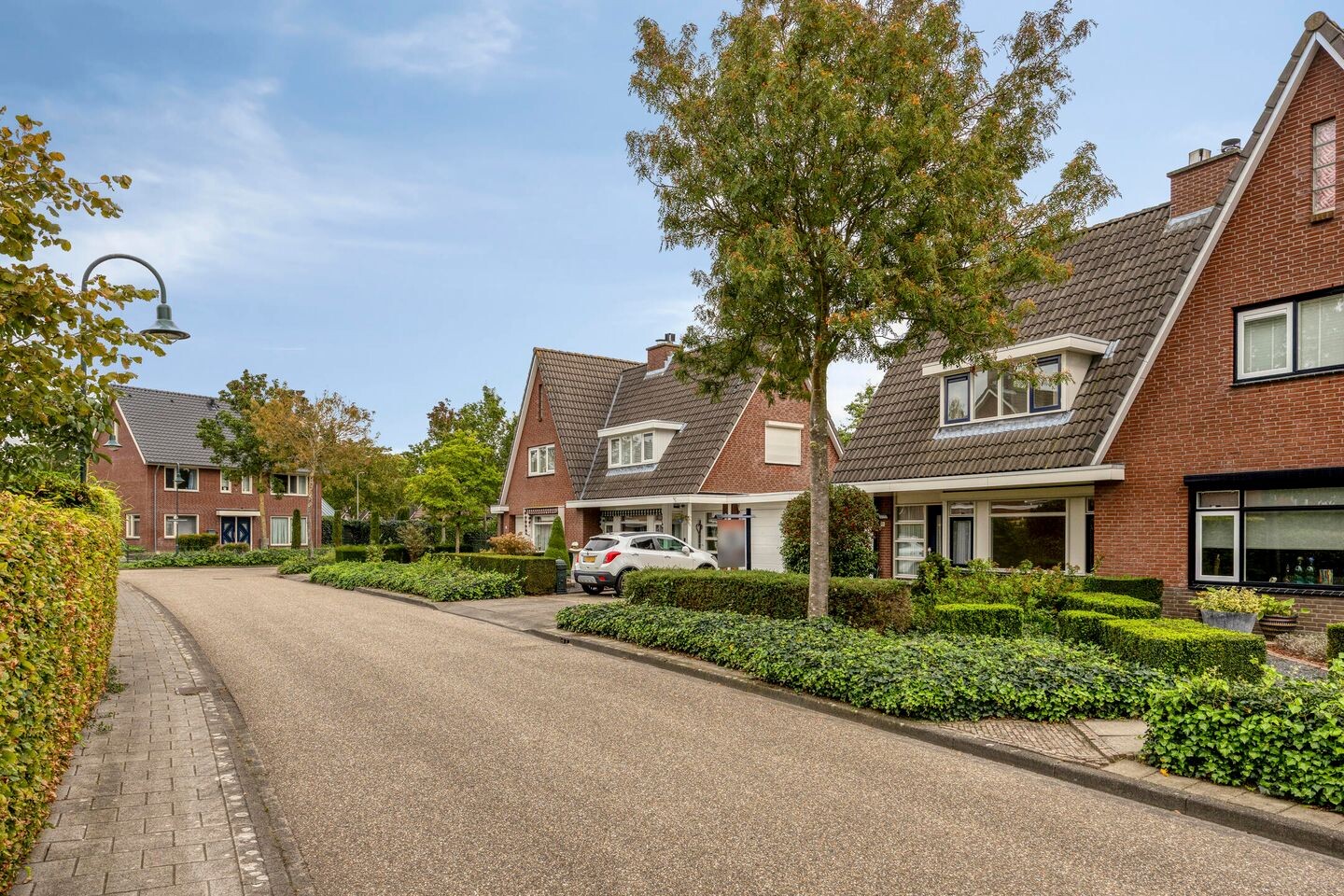 Tussenwoning te koop: Rhulenhofweide 48, Helmond