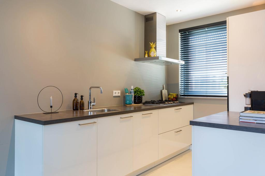 Tussenwoning te koop: Avondrood 27, Someren