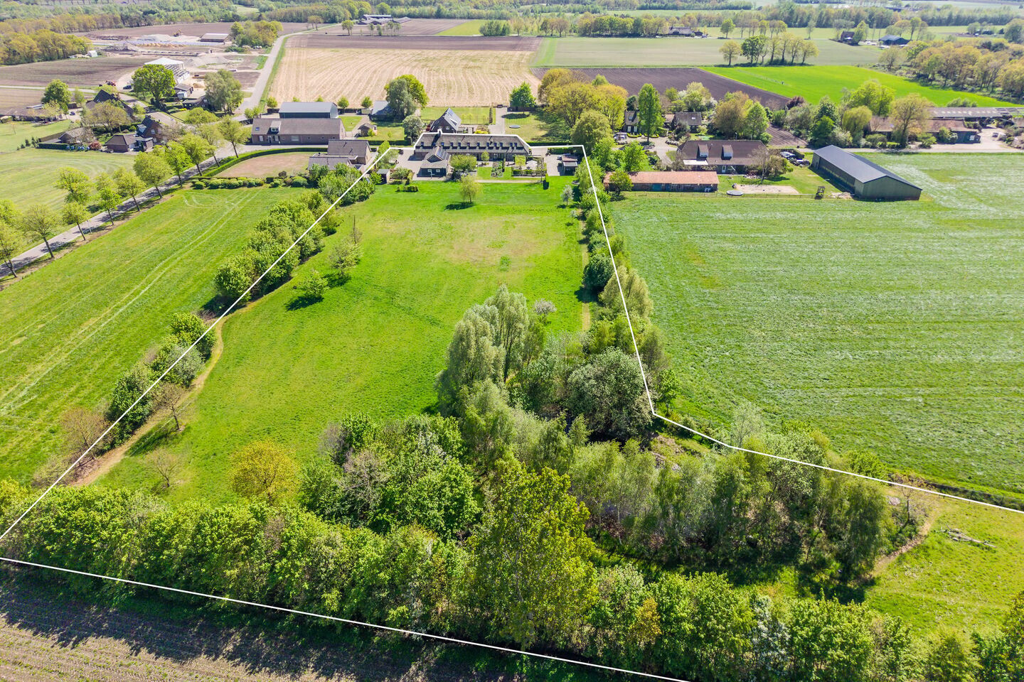 Vrijstaande woning te koop: Behelp 2A, Heusden