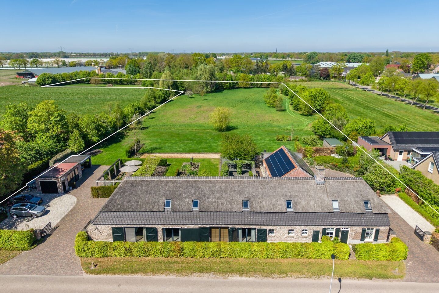 Vrijstaande woning te koop: Behelp 2A, Heusden