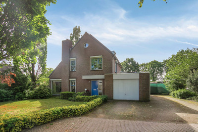 Burgemeester van Lokvenstraat 115