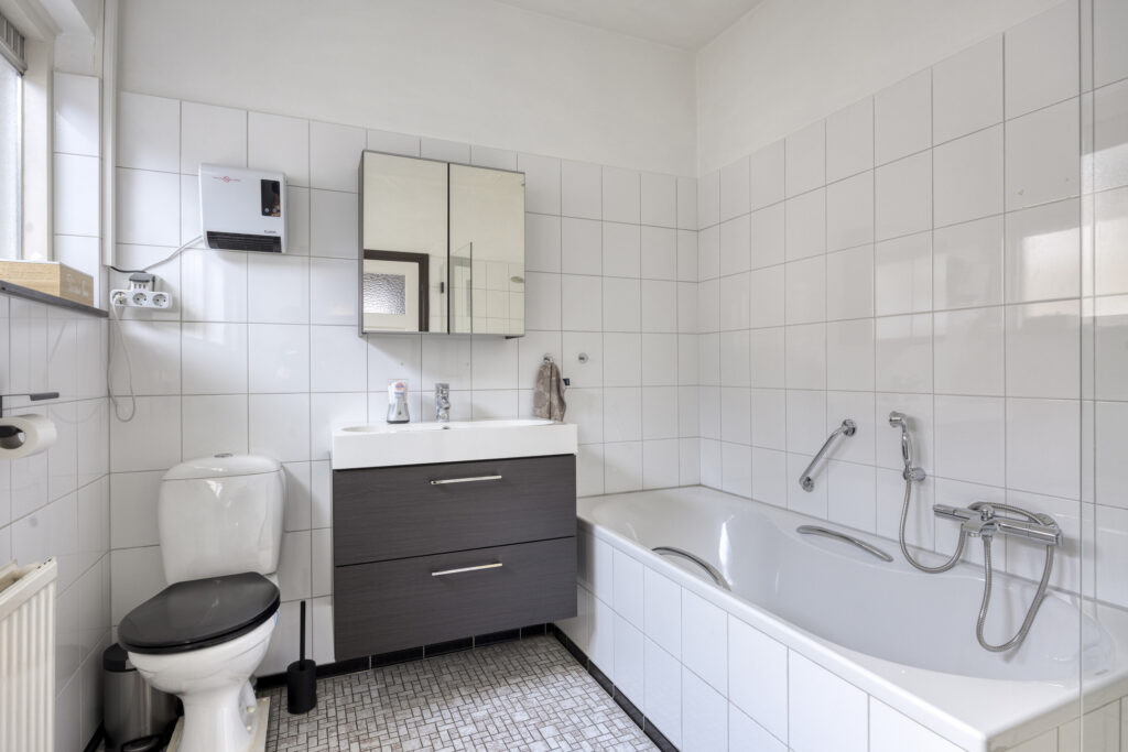 Tussenwoning te koop: Lieshoutseweg 45, Aarle-Rixtel