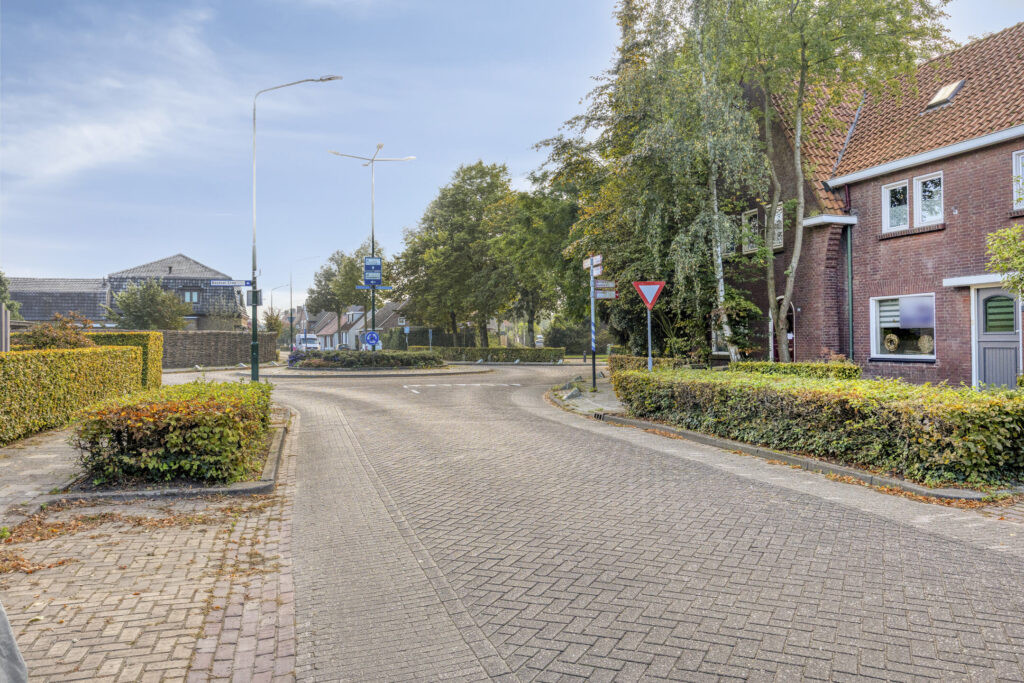 Tussenwoning te koop: Lieshoutseweg 45, Aarle-Rixtel