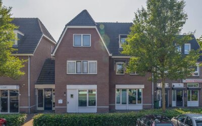 Dorpsstraat 15