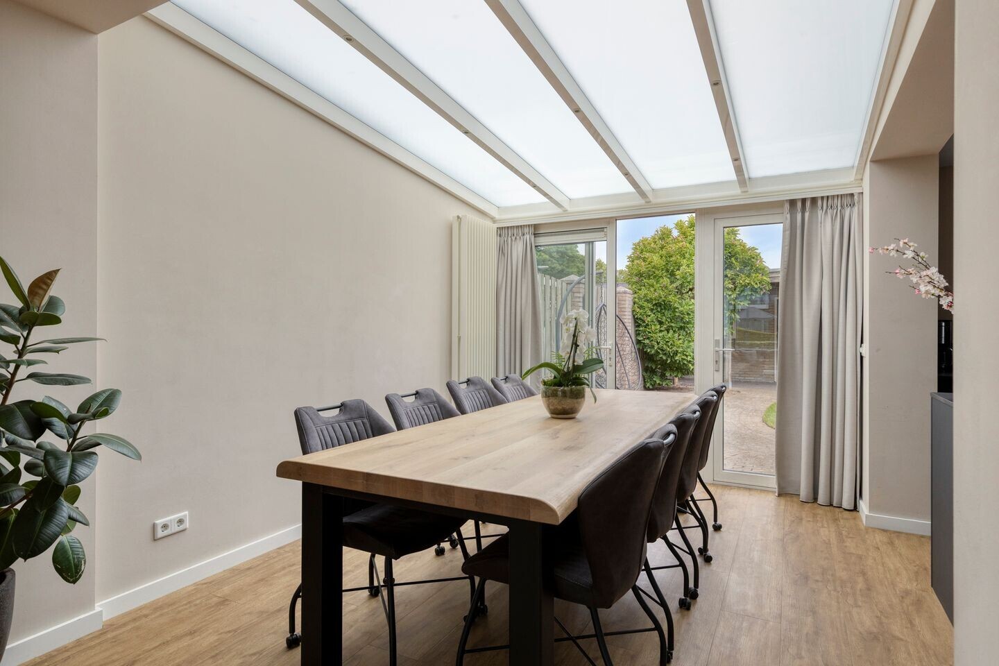 Tussenwoning te koop: Otterweg 28, Beek En Donk