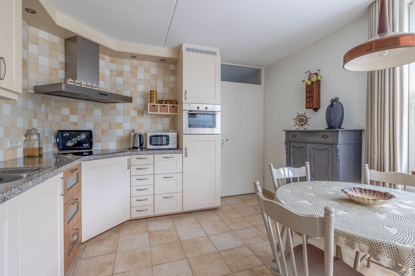 Tussenwoning te koop: Willi Martinalistraat 20, Deurne