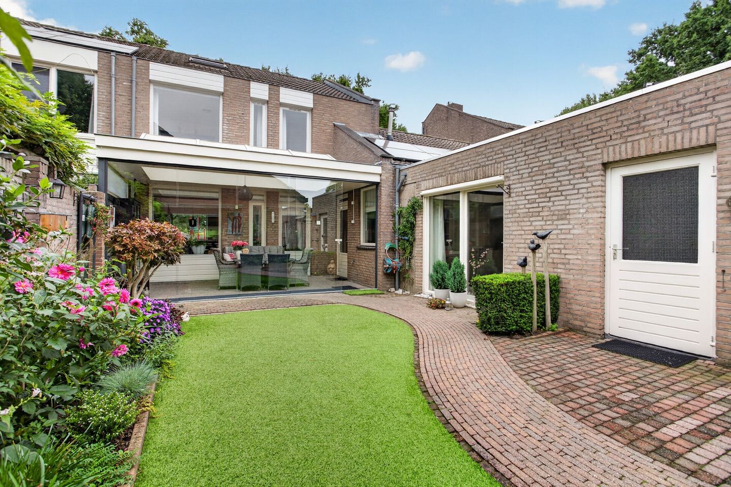 Tussenwoning te koop: Donge 18, Deurne