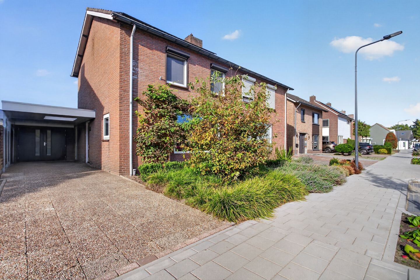 Twee-onder-één-kap te koop: Eekstraat 21, Deurne