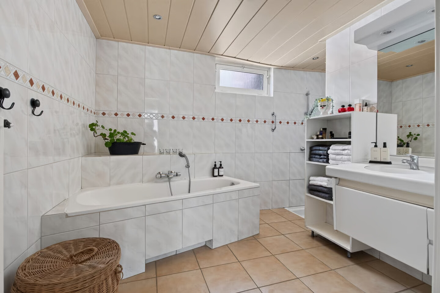 Twee-onder-één-kap te koop: Milhezerweg 32, Deurne
