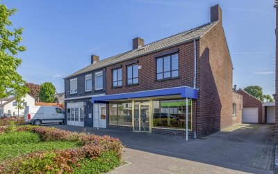 Dorpsstraat 18