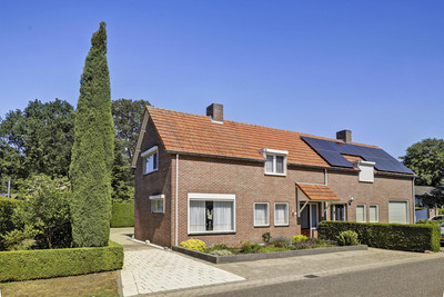 Busserstraat 8