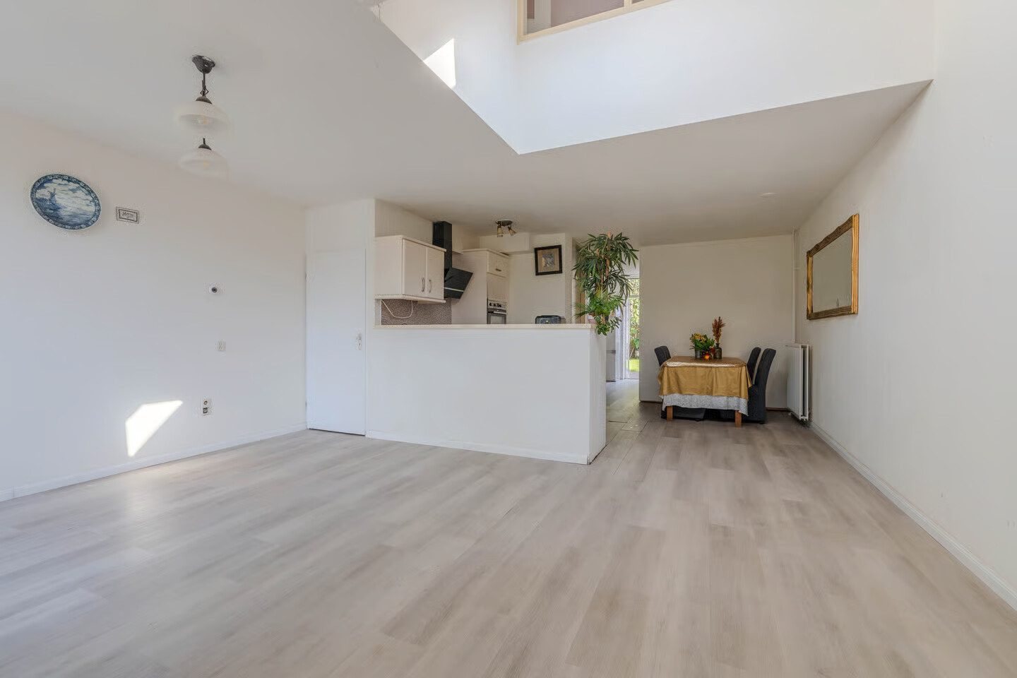 Tussenwoning te koop: Aronskelk 78, Venray