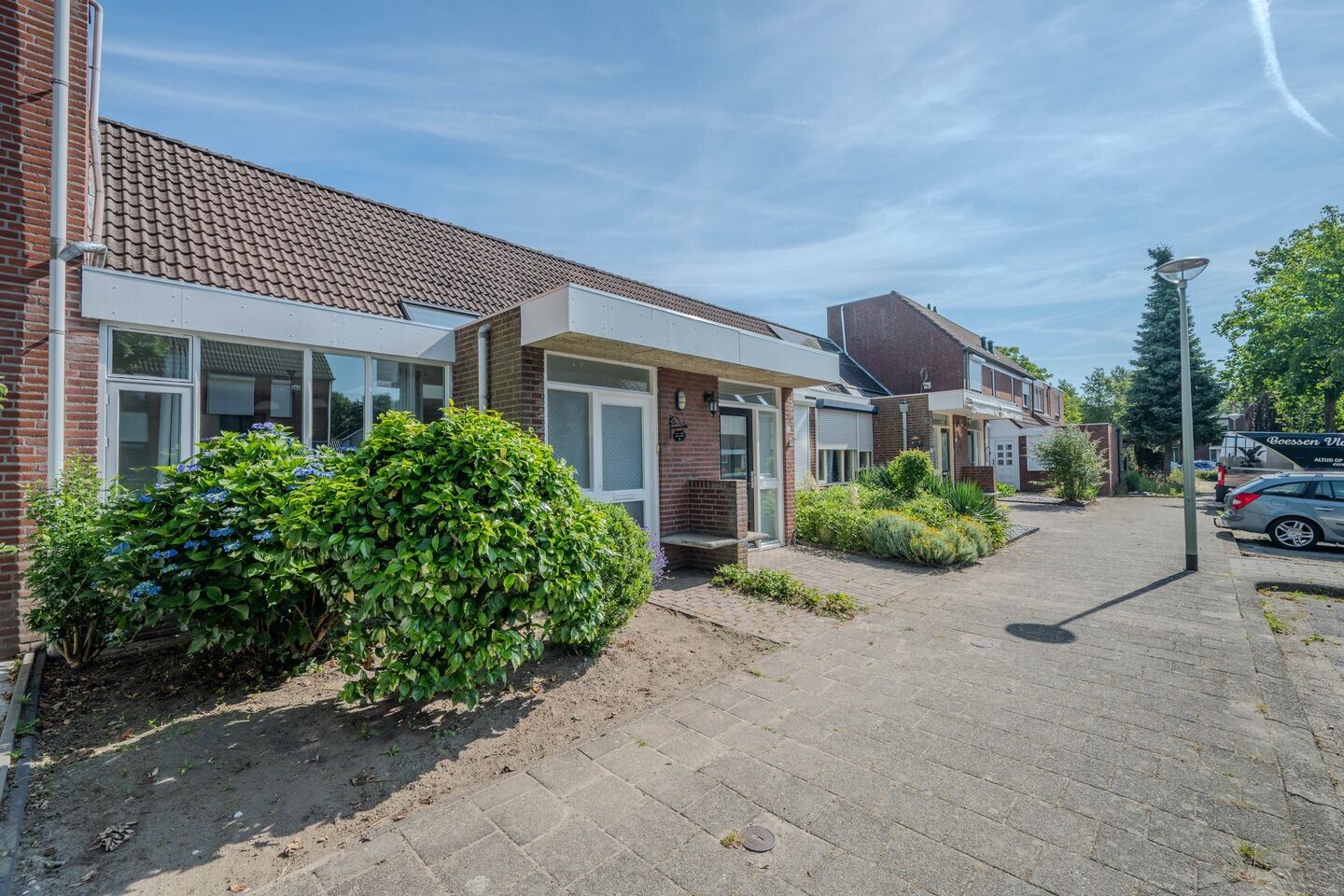 Tussenwoning te koop: Aronskelk 78, Venray