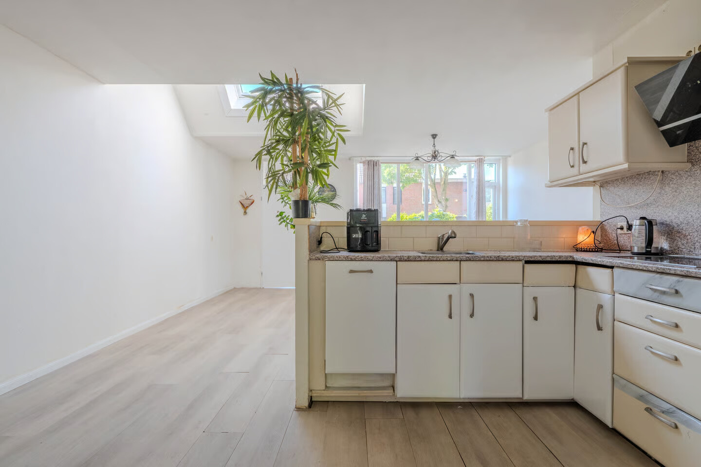 Tussenwoning te koop: Aronskelk 78, Venray