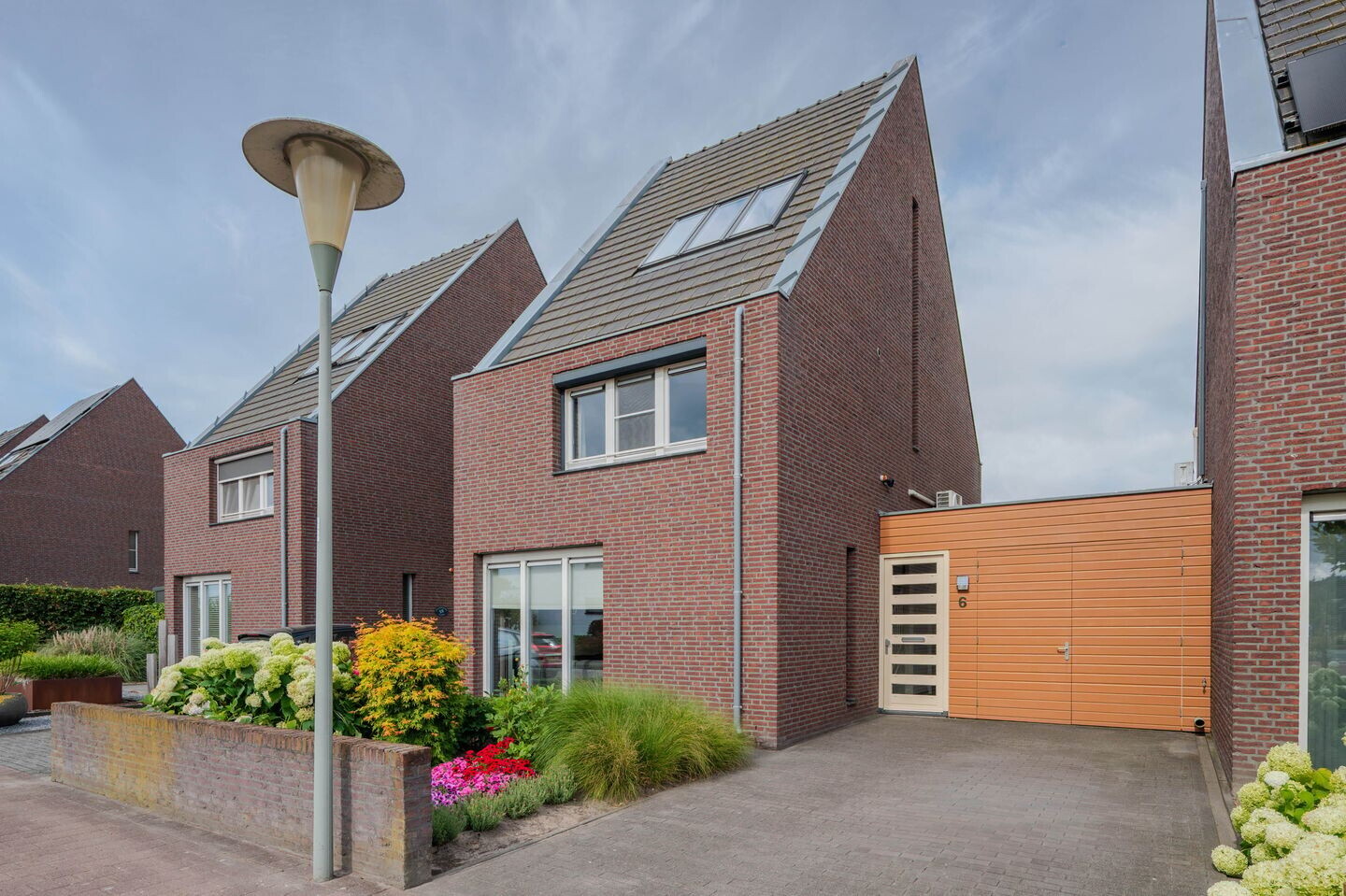 Tussenwoning te koop: Buizerdlaan 6, Venray