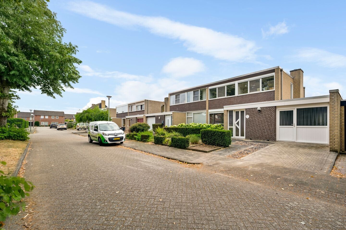 Tussenwoning te koop: Rector Nabbenstraat 10, Leunen