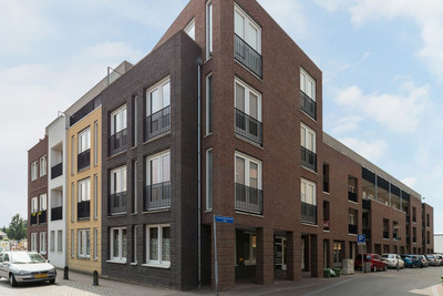 Carmelietenstraat-oost 2-D