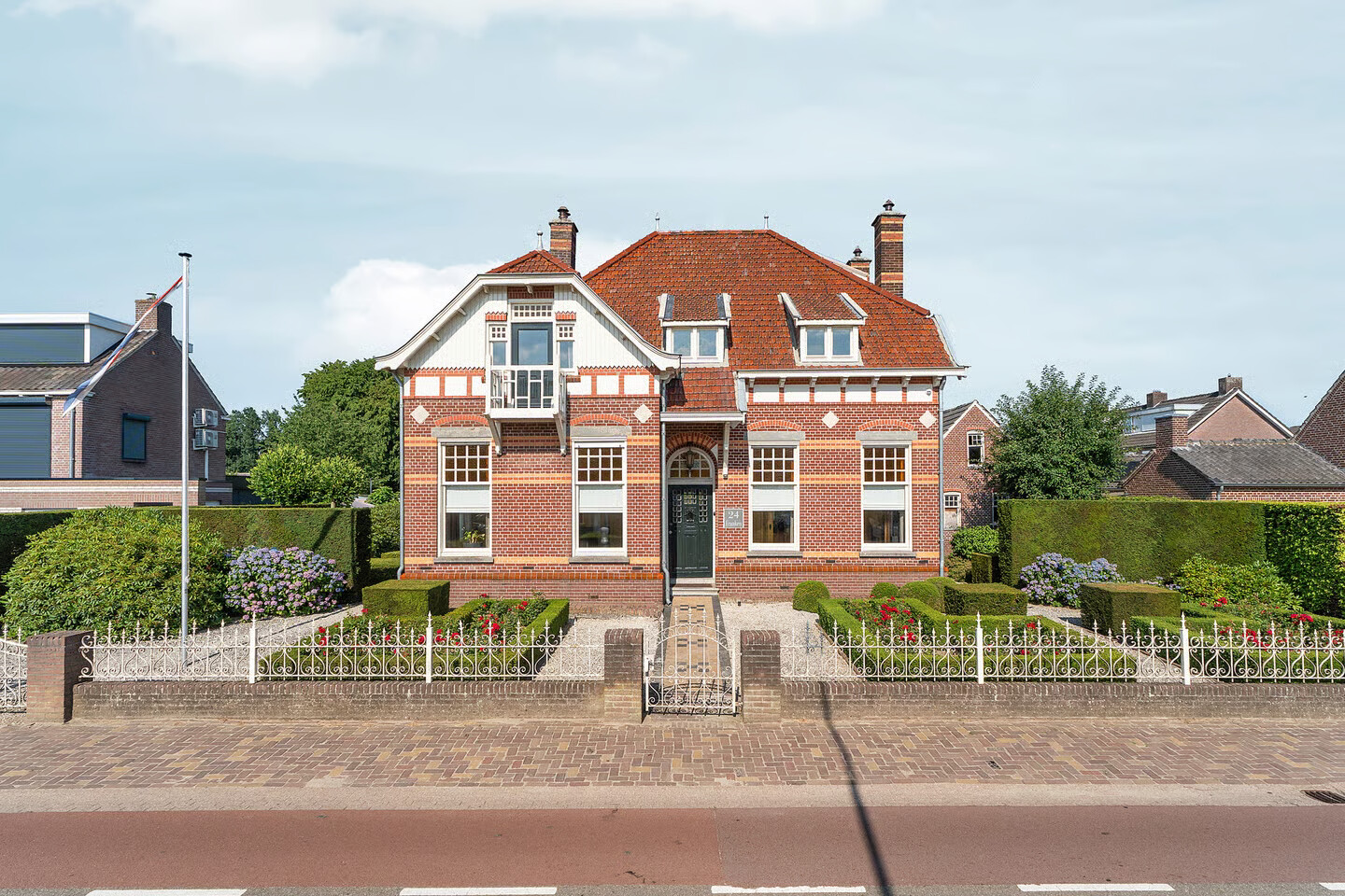 Vrijstaande woning te koop: Grotestraat 24, Sambeek