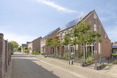 Pastoor van Erpstraat 18