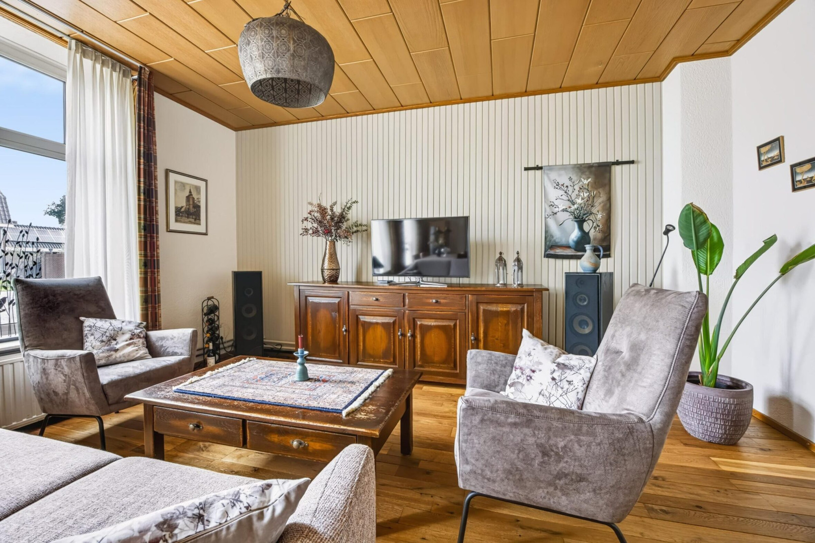 Vrijstaande woning te koop: Rijksweg 20, Bergen L