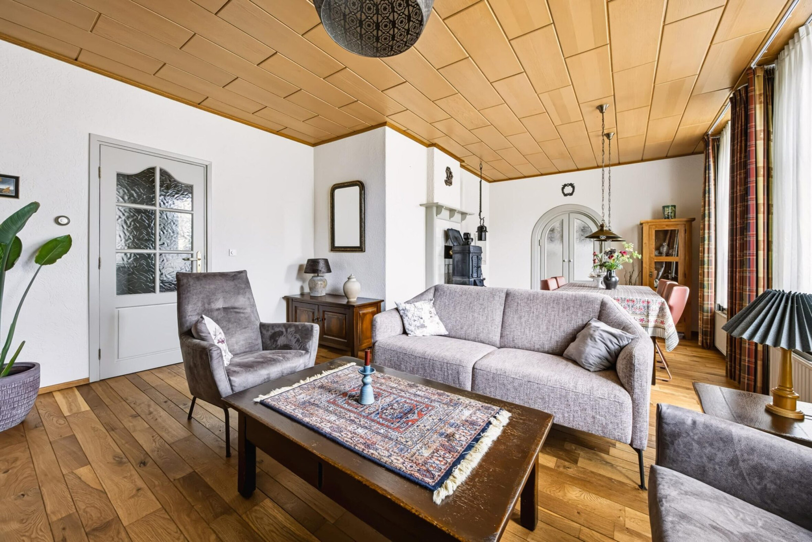 Vrijstaande woning te koop: Rijksweg 20, Bergen L