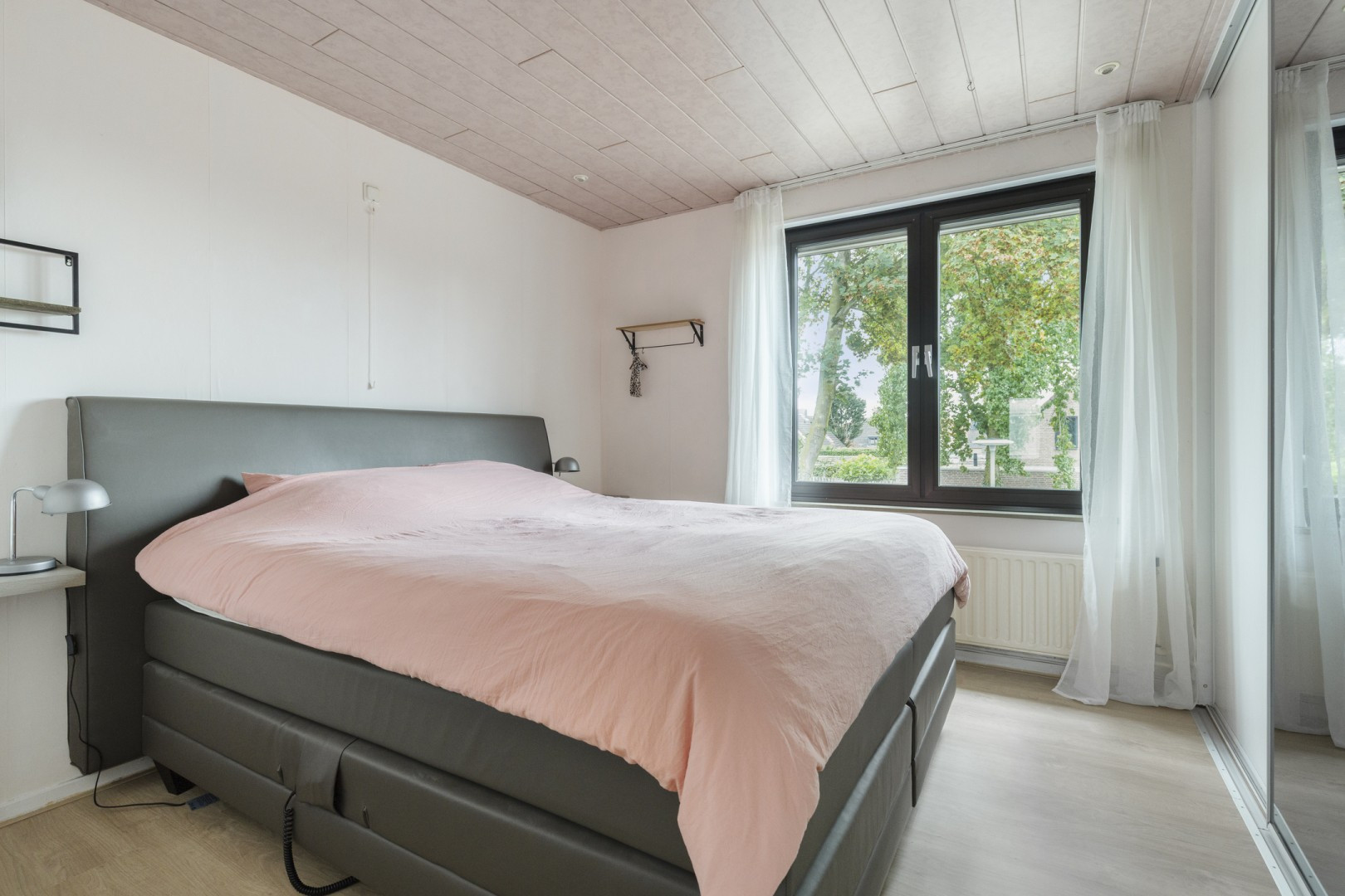 Twee-onder-één-kap te koop: Gouverneur Houbenstraat 46, Wanssum