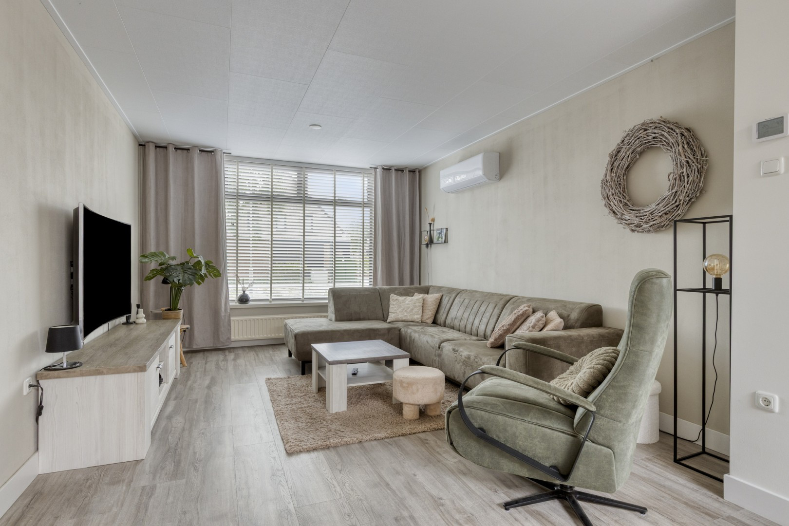 Twee-onder-één-kap te koop: Gouverneur Houbenstraat 46, Wanssum