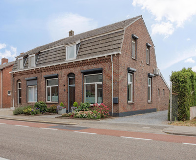 Spoorstraat 57