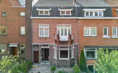 van Cleefstraat 32